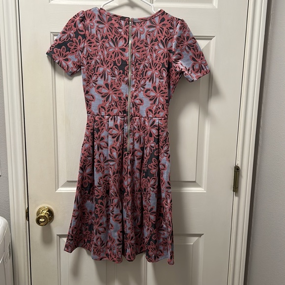 LuLaRoe Short Sleeve Dress Size Small - Picture 6 of 10